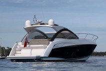 Sunseeker-Portofino-40-behind